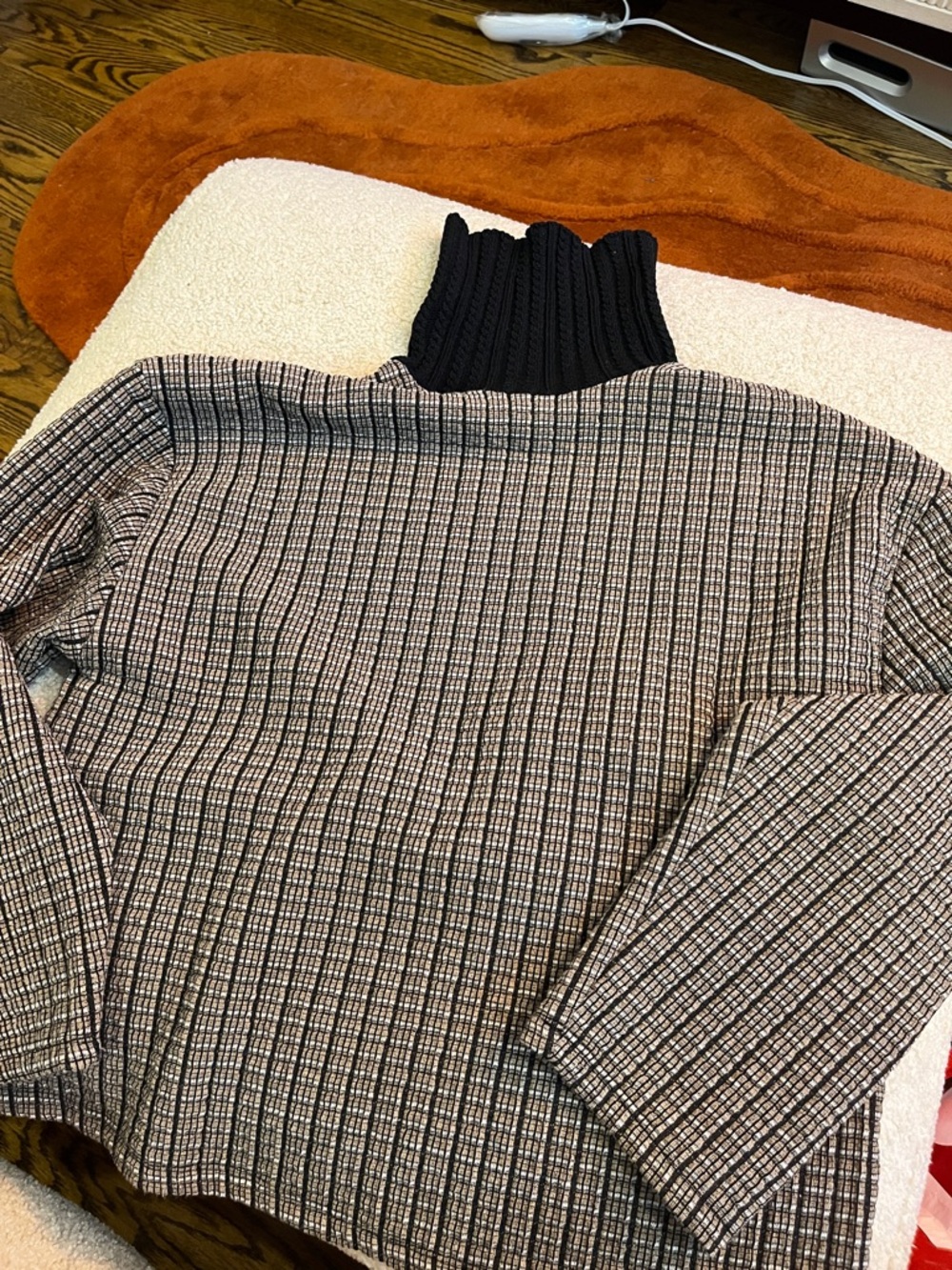 Zara Patterned Turtleneck Sweater